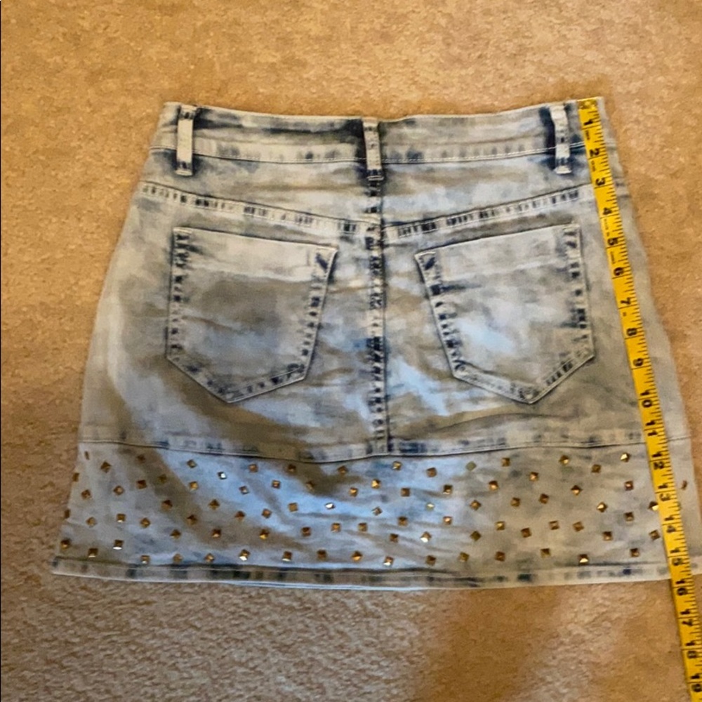 Women’s bundle of shirt and skirt - Picture 6 of 8
